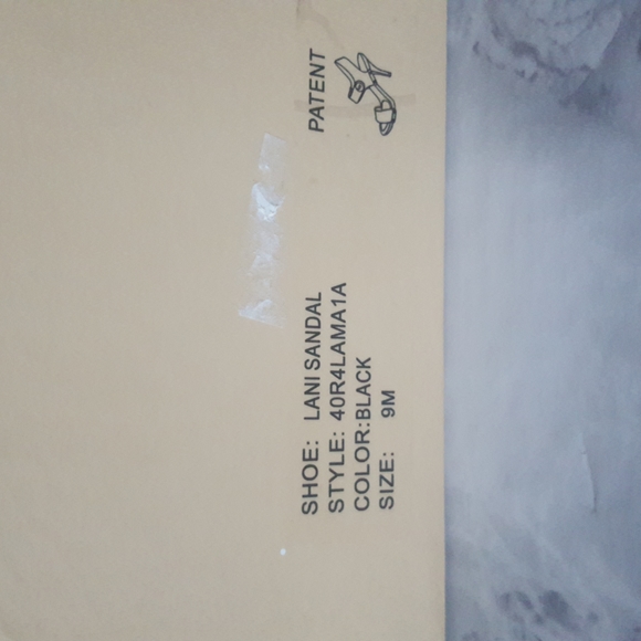 Michael Kors Lani Sandals, Black - Size 9M - Picture 4 of 13